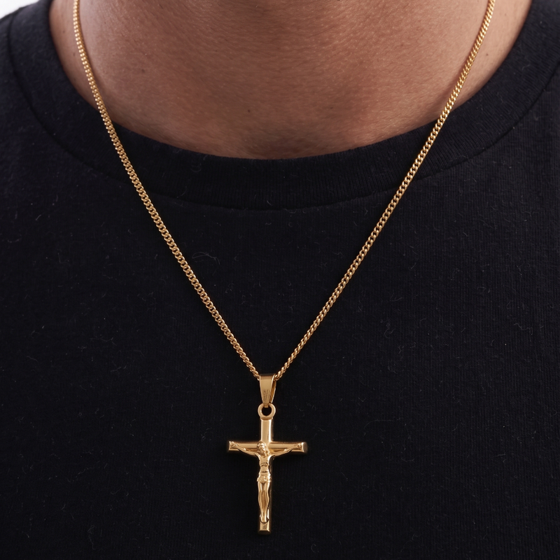 Classic Cross Pendant with Chain Gold
